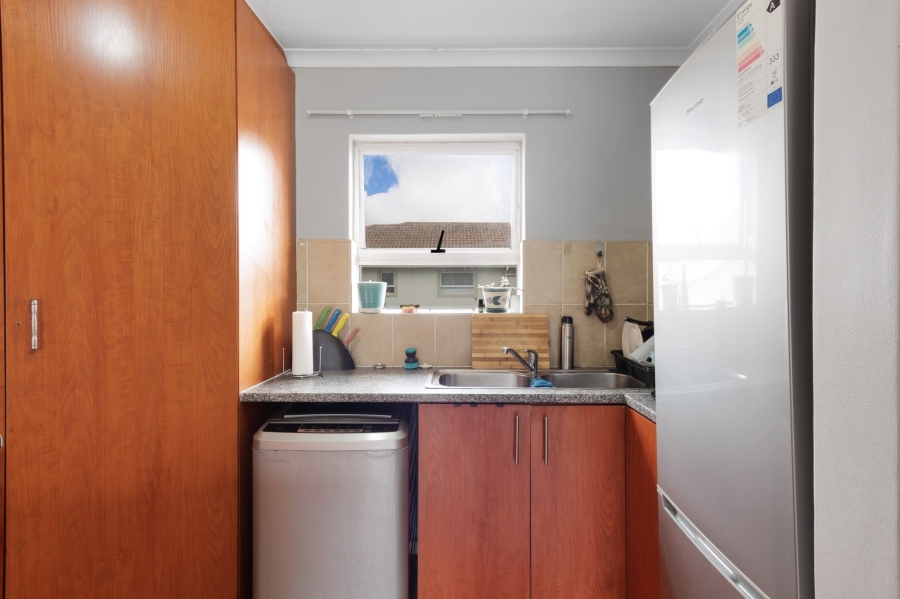 2 Bedroom Property for Sale in Whispering Pines Western Cape